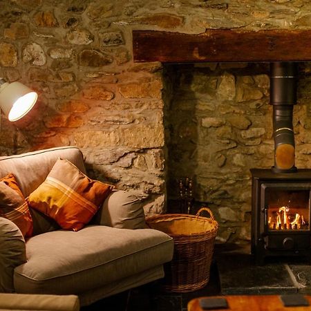 St Davids Hideaway With Roll-Top Bath & Log Burner エクステリア 写真