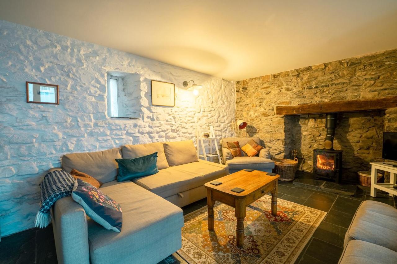 St Davids Hideaway With Roll-Top Bath & Log Burner エクステリア 写真