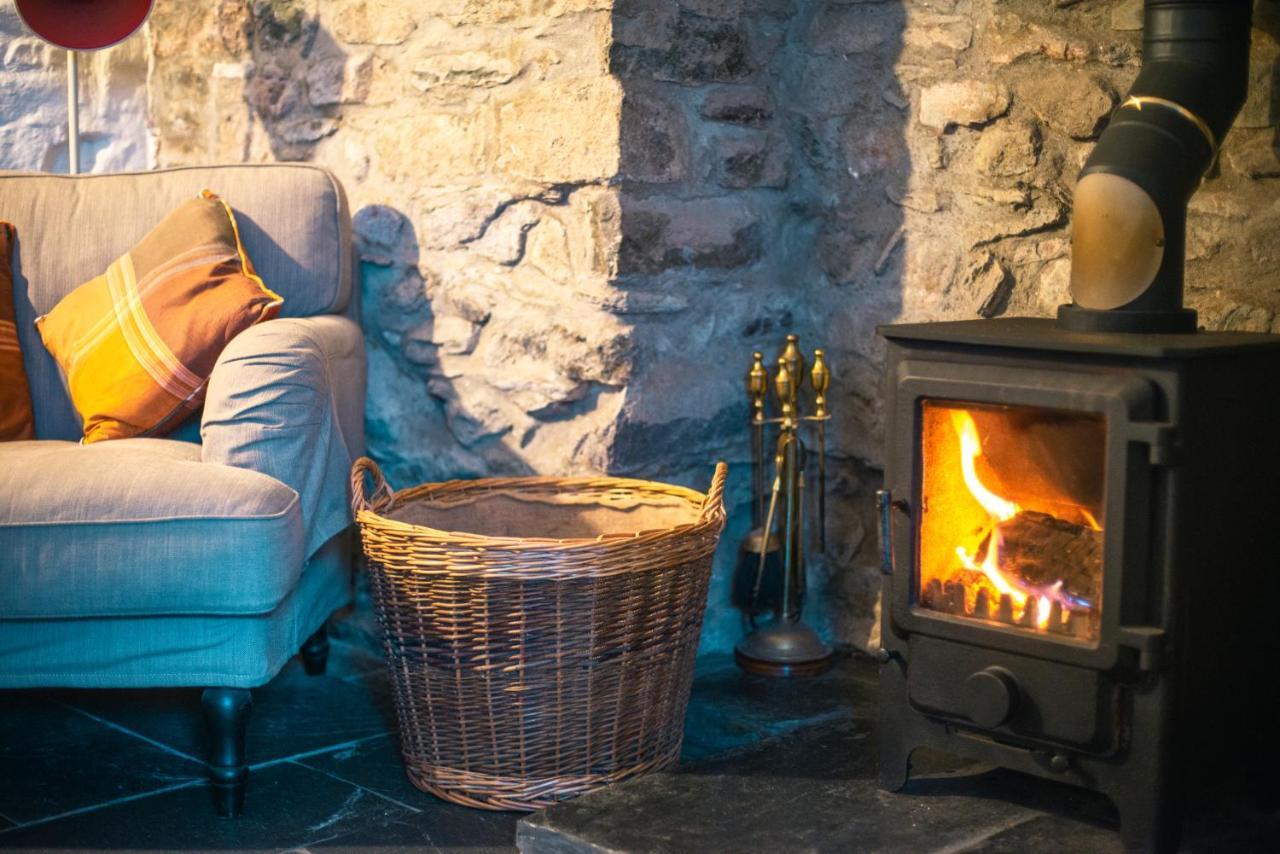 St Davids Hideaway With Roll-Top Bath & Log Burner エクステリア 写真